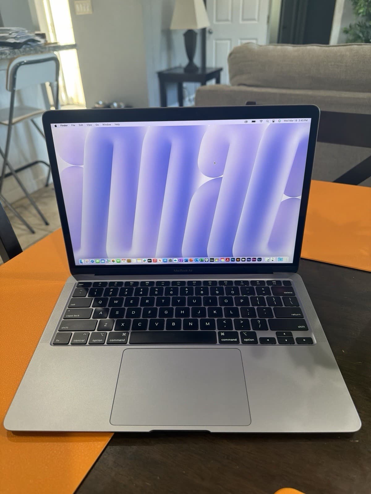Apple MACBOOK AIR 13” 2020 QUAD CORE i5 ! FAST 💨