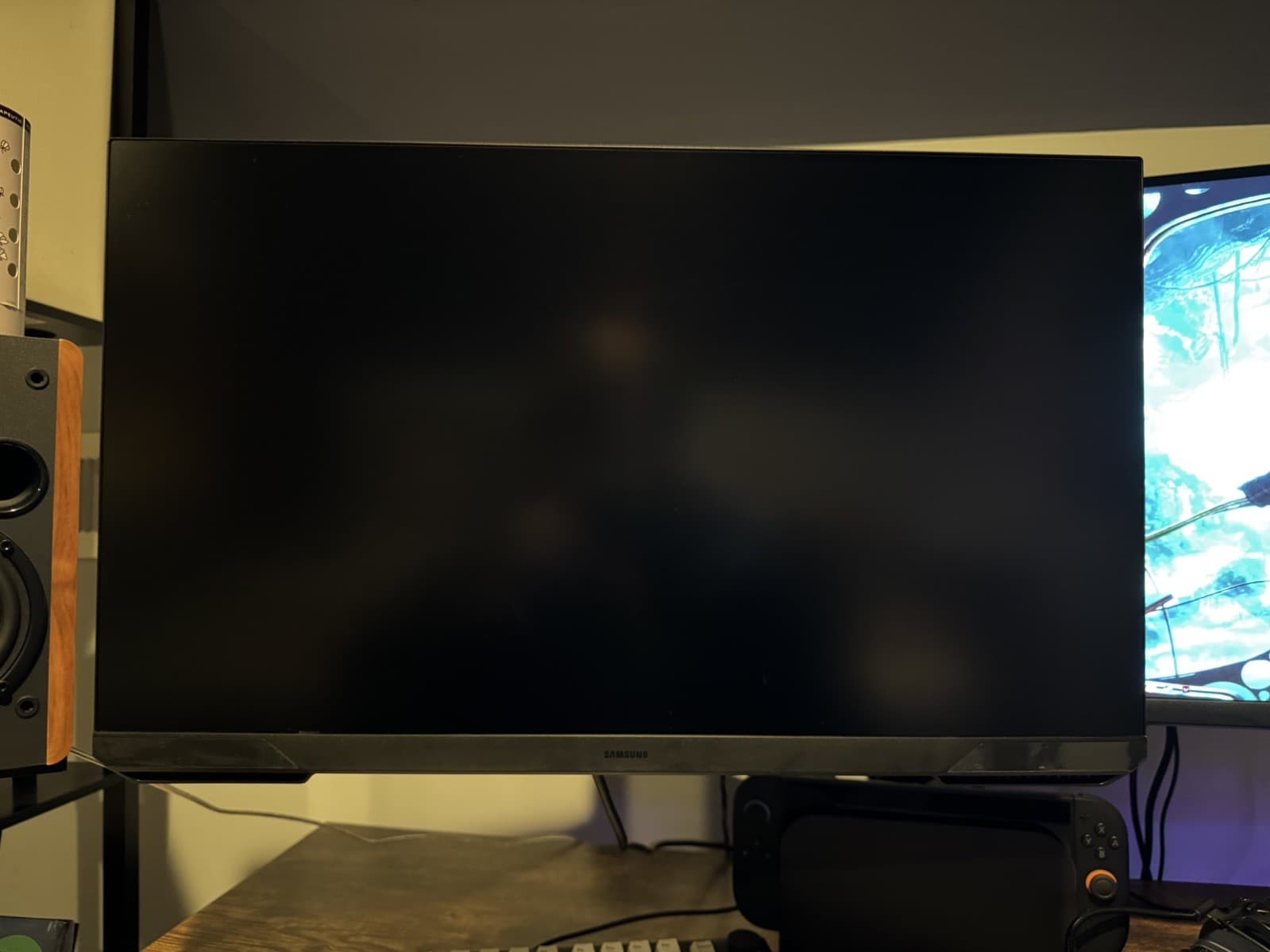 Samsung Odyssey G3 24" FHD FreeSync Premium 165 Hz, 1ms Gaming Monitor