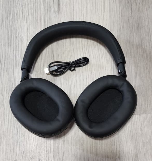 Sony WH-1000XM6 The Best Wireless Noise Canceling Headphones (Black) 3