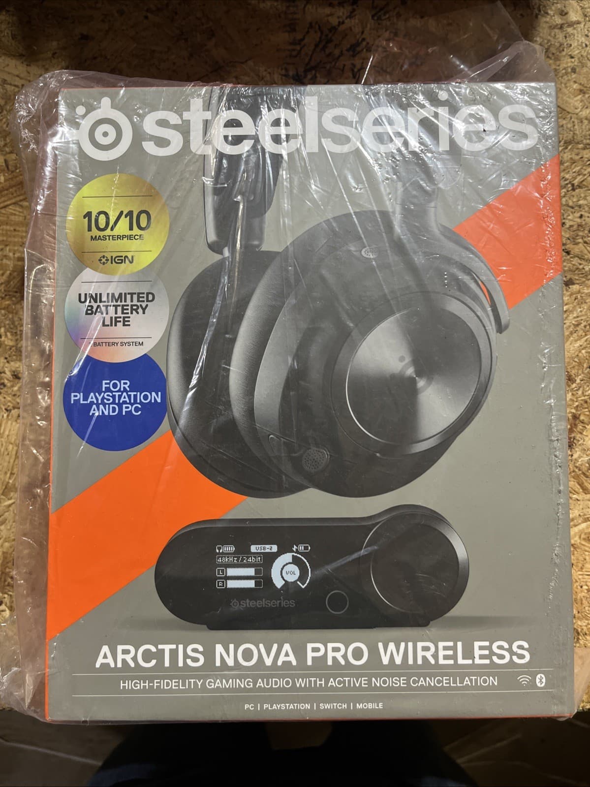 SteelSeries Arctis Nova Pro Wireless