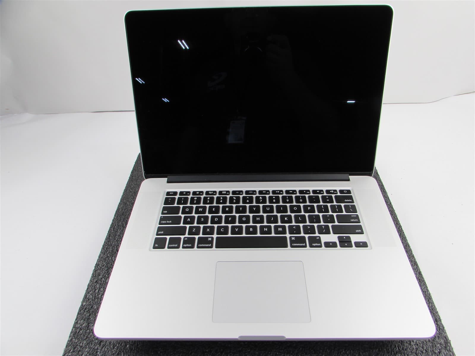 Apple MACBOOK PRO15.4" CORE I7-3720QM NO O.S