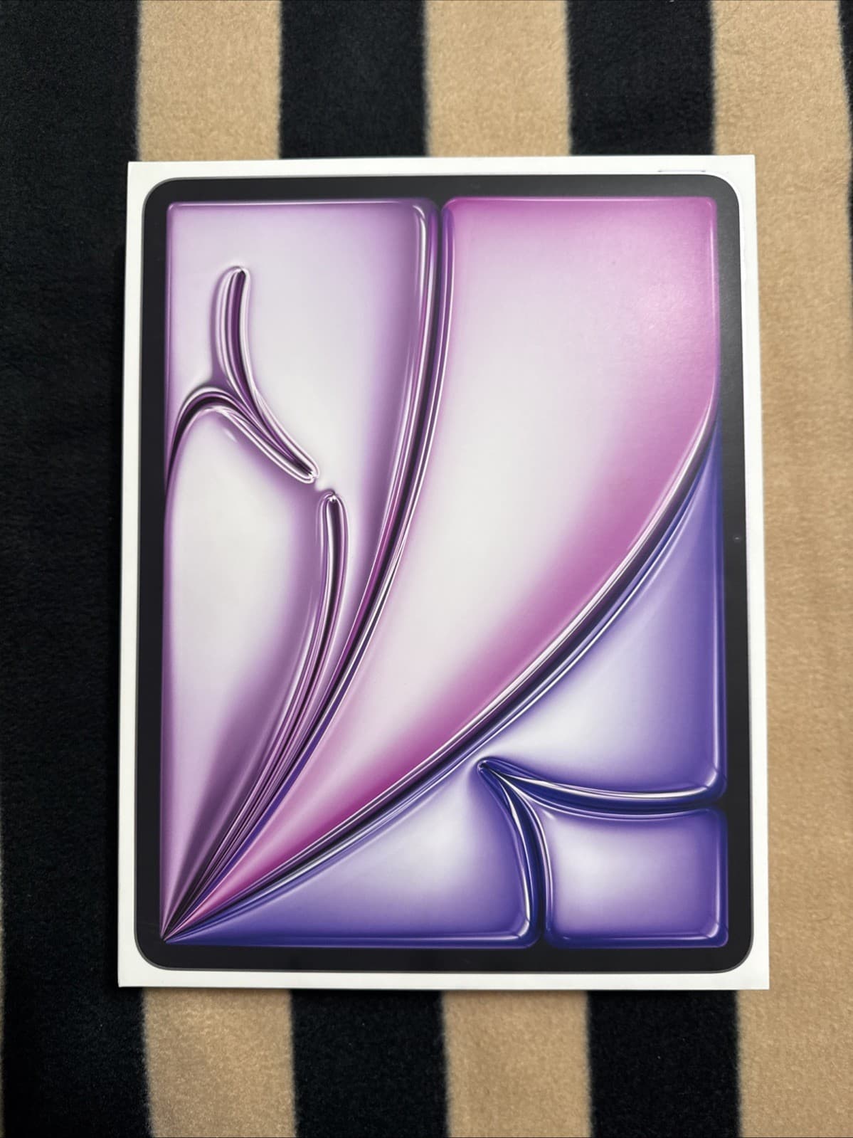 Apple iPad Air 13" M3 Chip (2025) - Wi-Fi