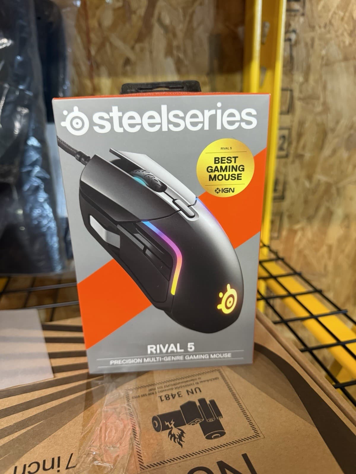 SteelSeries Rival 5 Gaming Mouse 9 Programmable Buttons and 18k CPI TrueM 1