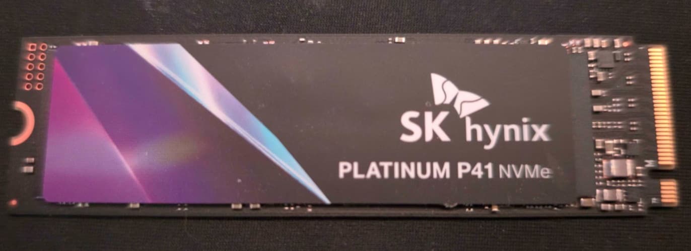 SK Hynix Platinum P41 M.2 NVMe Internal SSD (SHPP41-500GM-2)