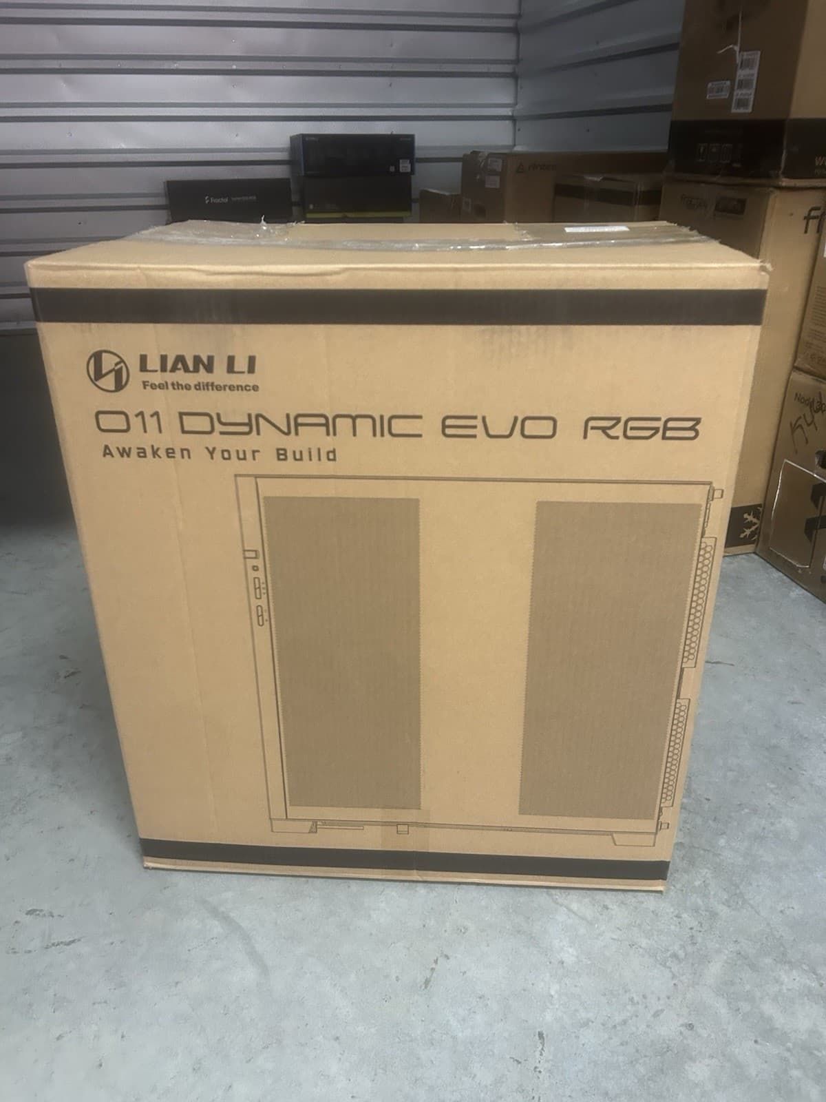 Lian Li O11 Dynamic EVO RGB, Black Glass ATX Mid Tower Computer Case