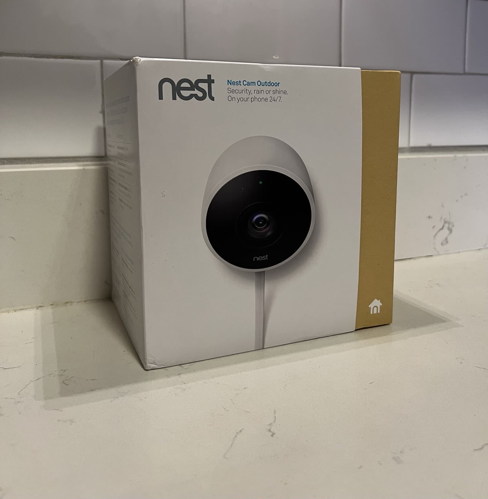 Nest Cam Outdoor Security Camera Wi-Fi Wired 1080P NC2100ES (Google)